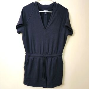 Athleta Black Balance Romper Shorts One Piece Sort Sleeve Size S P Women